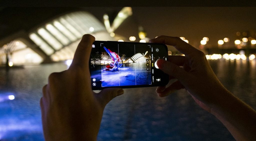 OnePlus 2 vs iPhone 6 en comparativas de fotos nocturnas