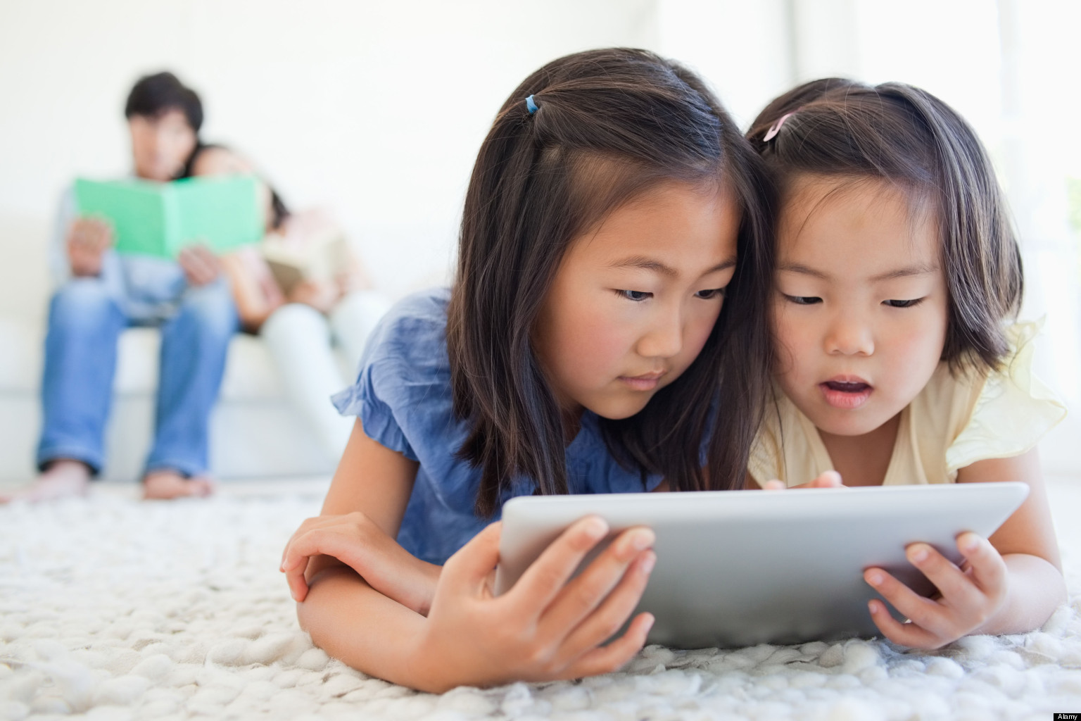 Taiwán multará a padres de niños adictos a dispositivos electrónicos