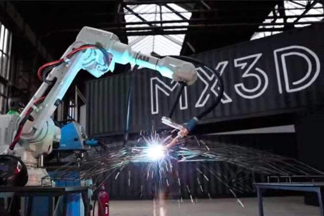 Este robot imprimirá un puente de acero en Amsterdam