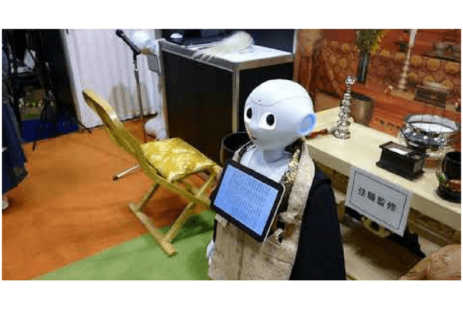 Los robots sacerdotes son más económicos que un monje budista humano