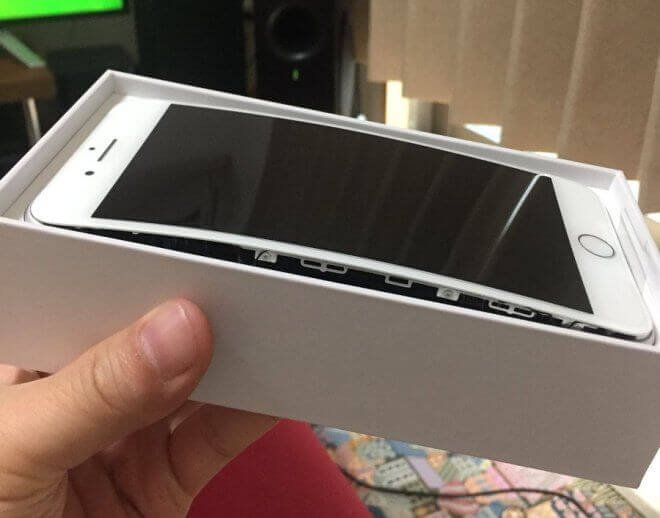 Algunos iPhone 8 Plus se están desarmando mientras se cargan