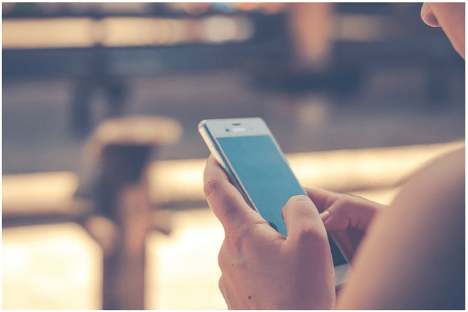34% de los españoles cree que el uso del móvil es nocivo para su vida social