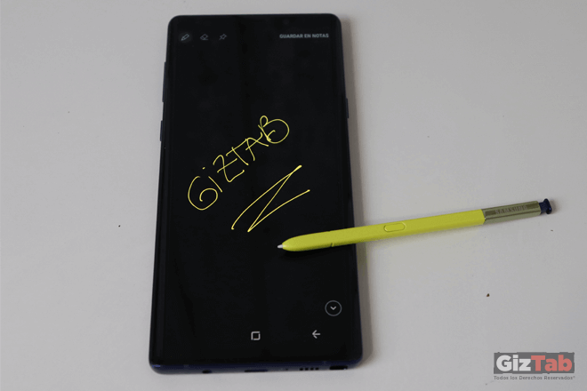 Con el Note 9 podrás crear notas con la pantalla apagada