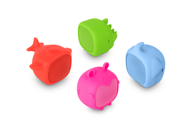 SPC Sound Pups está disponible en cuatro colores y formas diferentes: ratón (rosa), avión (rojo), elefante (azul) o dinosaurio (verde)